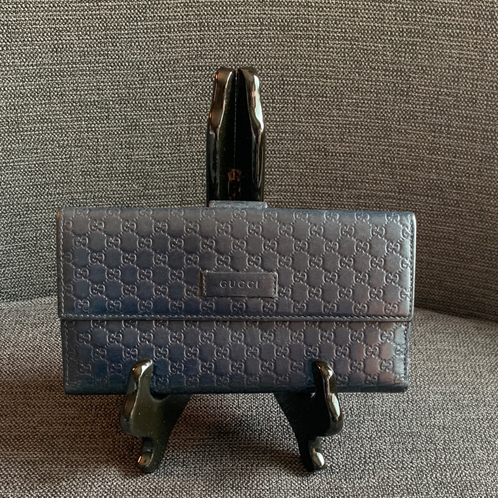 💙💙Beautiful GUCCI Guccissima Wallet💙💙
